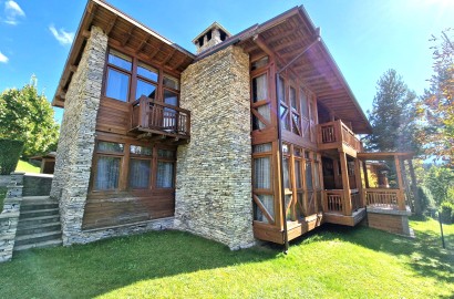 4 bedroom house with adjoining yard for sale in Katarino SPA, Razlog area