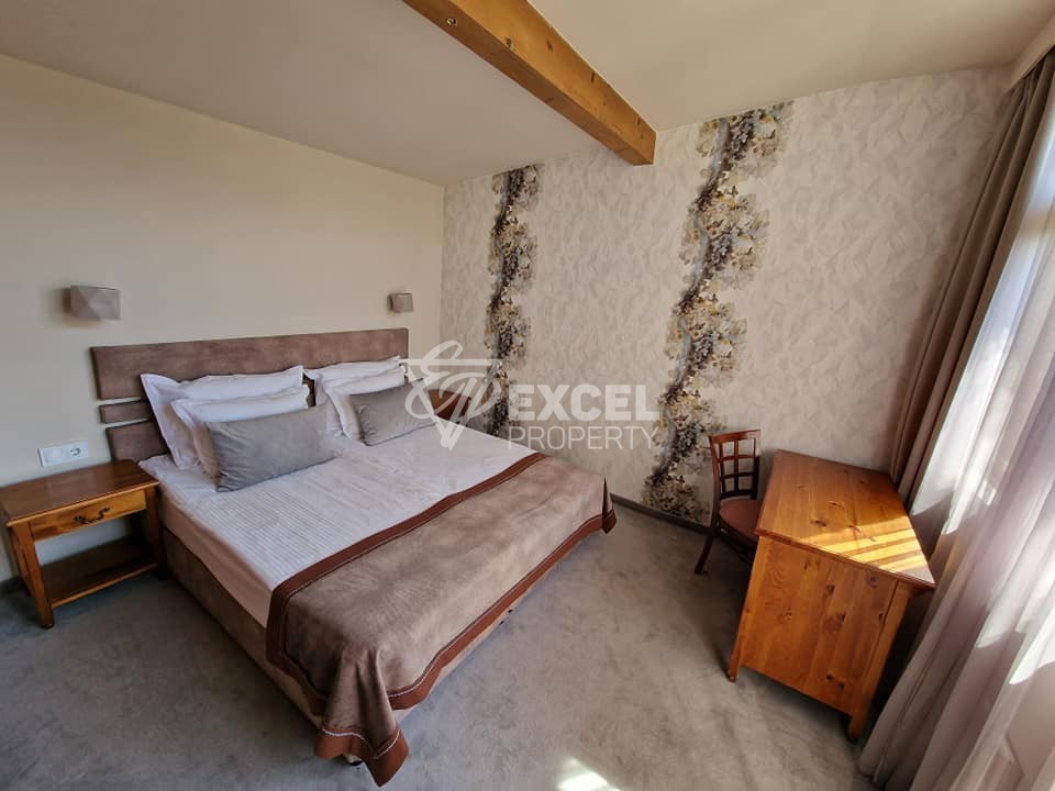 4 bedroom house with adjoining yard for sale in Katarino SPA, Razlog area