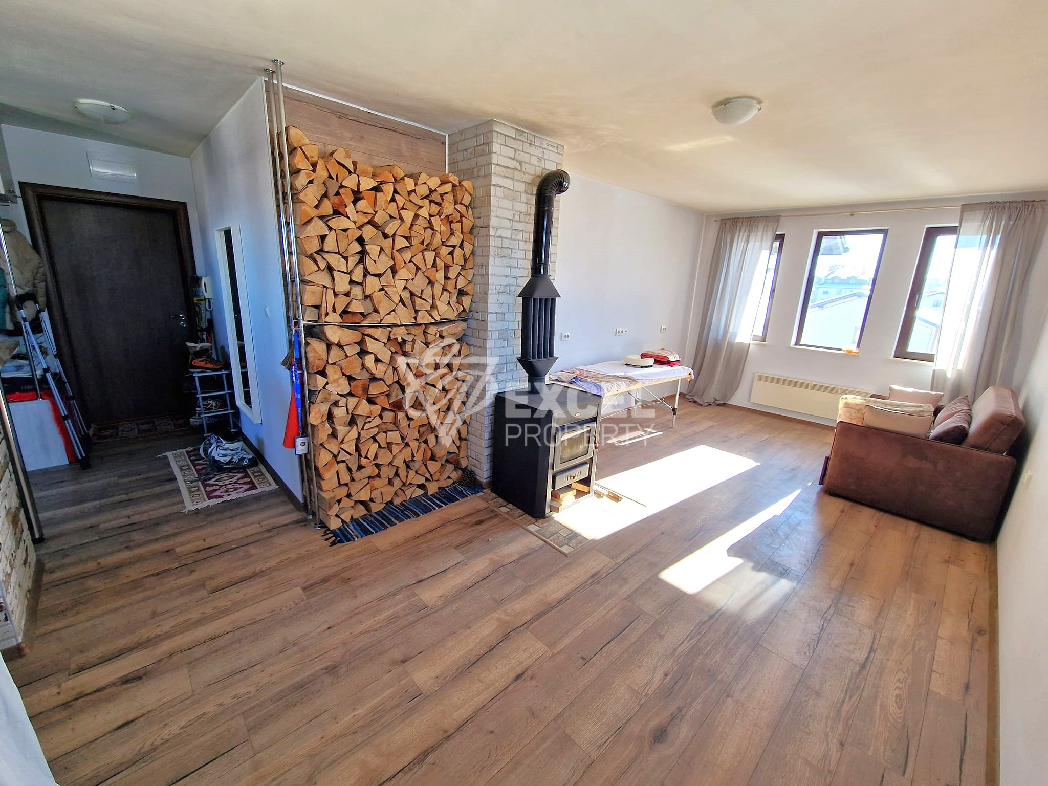 A spacious studio with a wonderful view of the Pirin Mountains for sale in Bansko