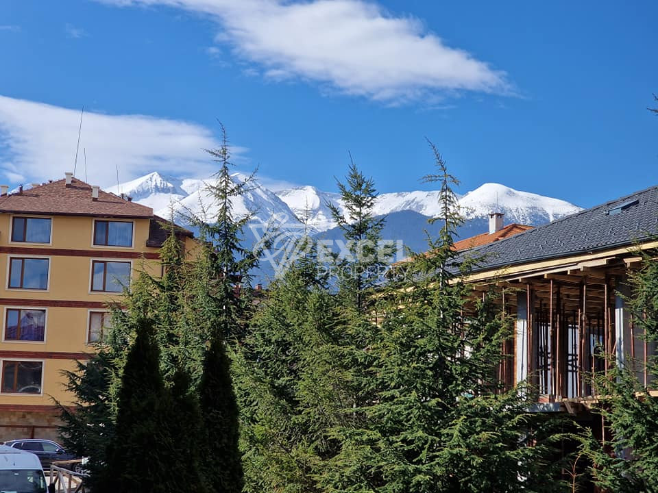 Furnished studio with a terrace and a view of the Pirin Mountains for sale in Orbilux, Bansko