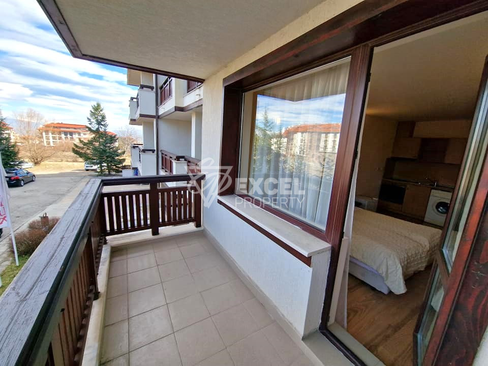 Furnished studio with a terrace and a view of the Pirin Mountains for sale in Orbilux, Bansko
