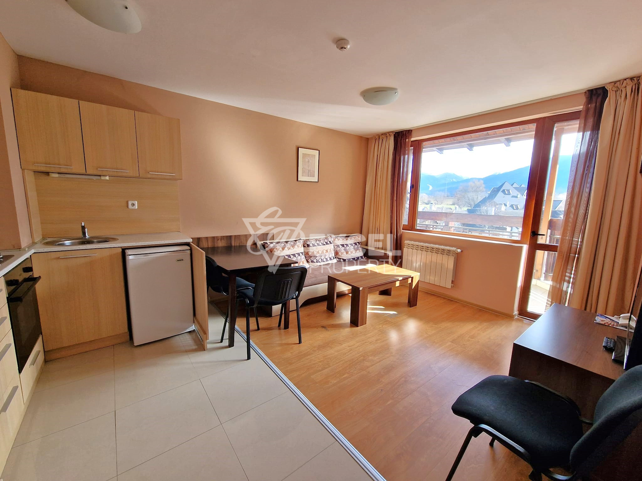 Redenka Holiday Club: one bedroom apartment with south exposure and beautiful mountain view for sale near Bansko and Razlog