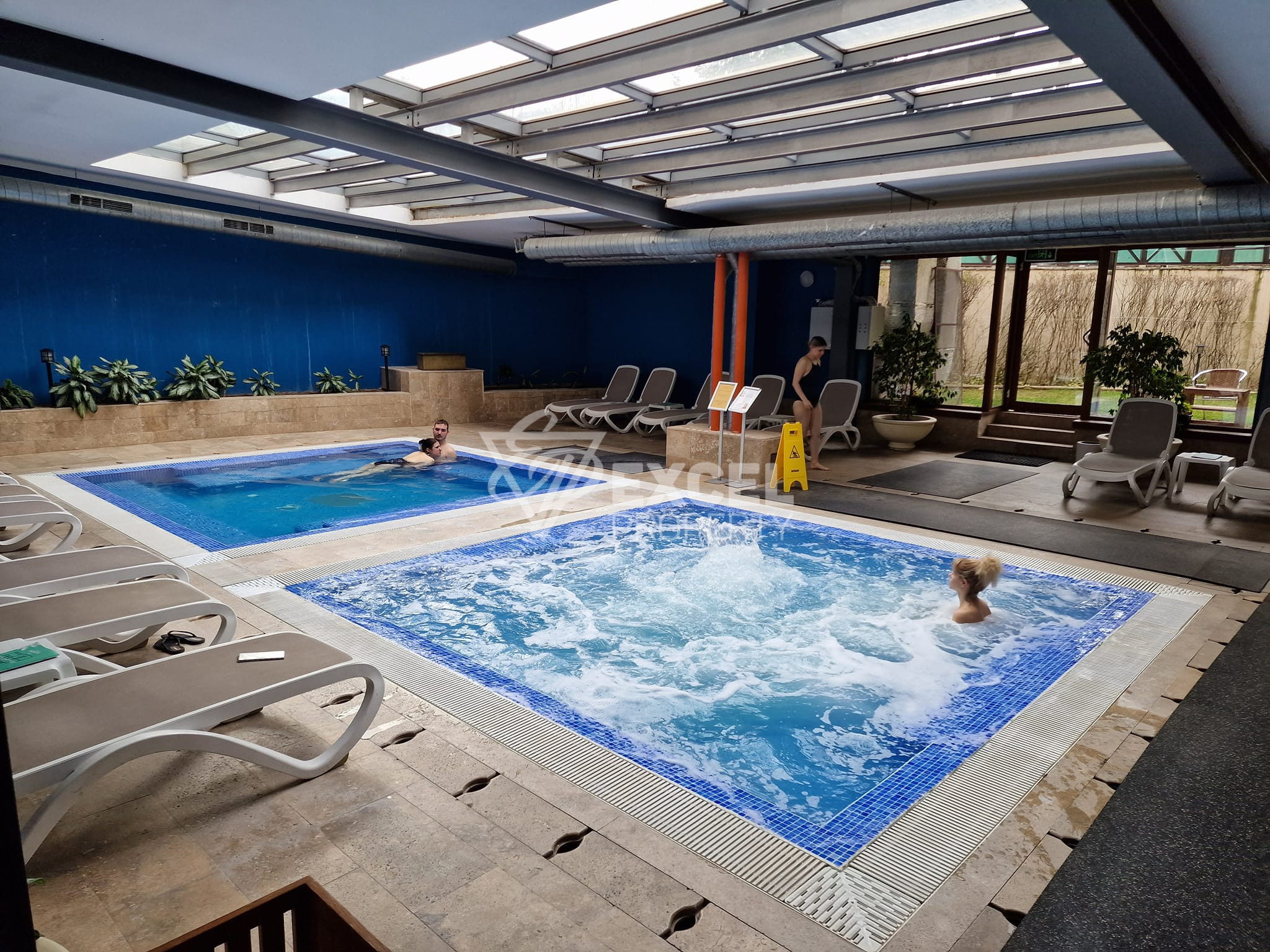 Spacious studio for sale with a captivating mountain view in Hotel Regnum 5✱, Bansko