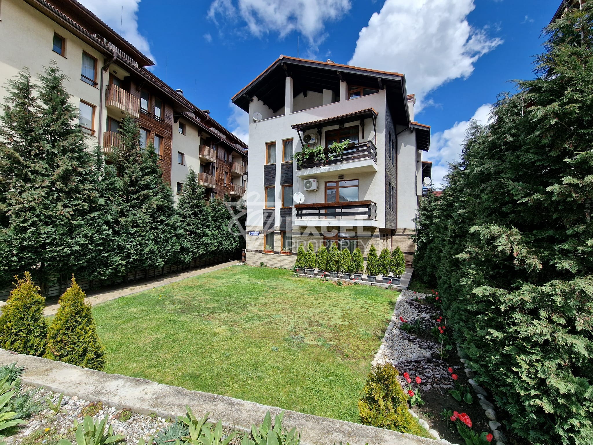 One-bedroom apartment in a residential building for sale in Bansko next to Lucky Hotel