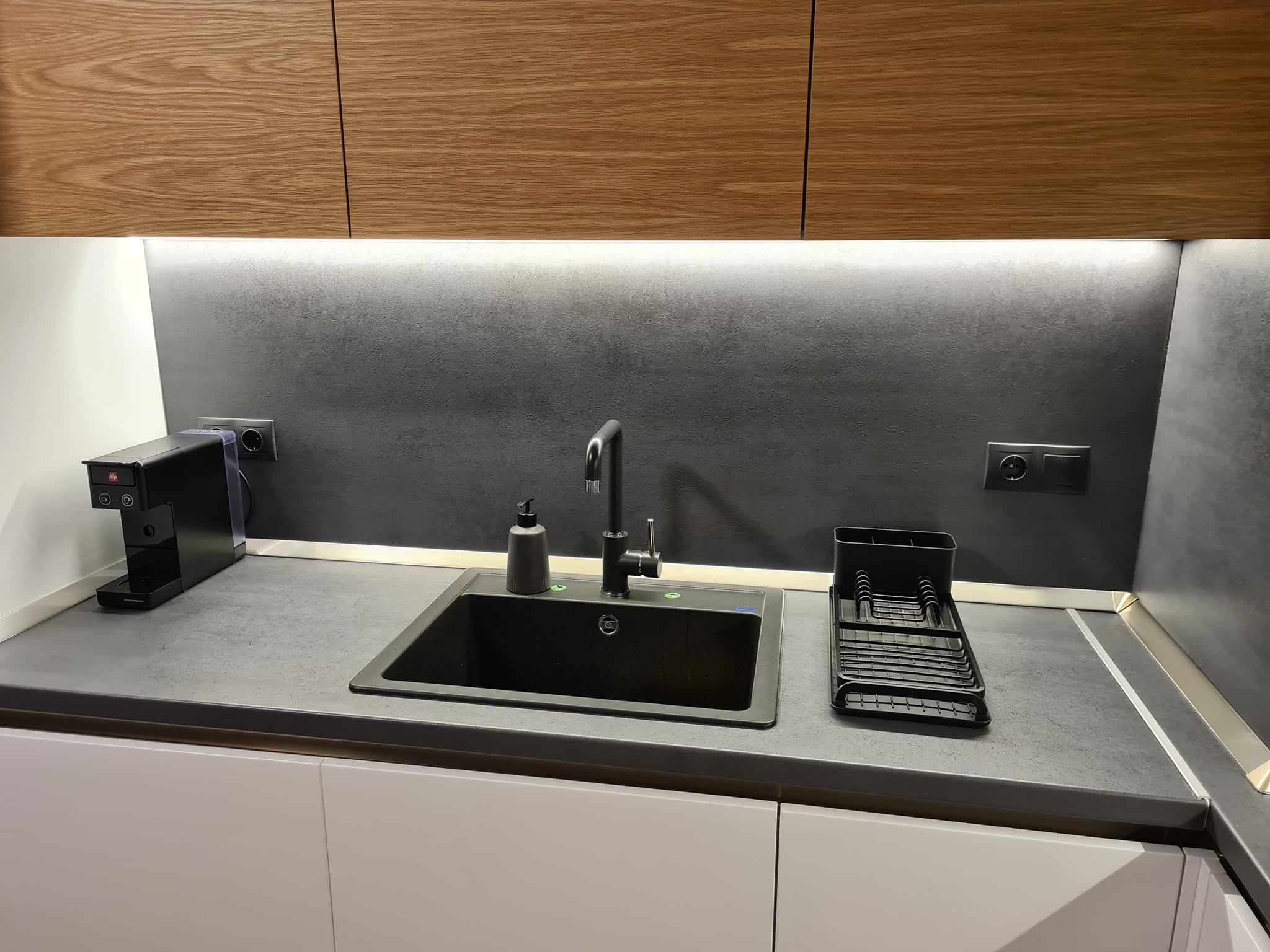 Two bedroom apartment for sale in Premium Estate, Hladilnika, Lozenets