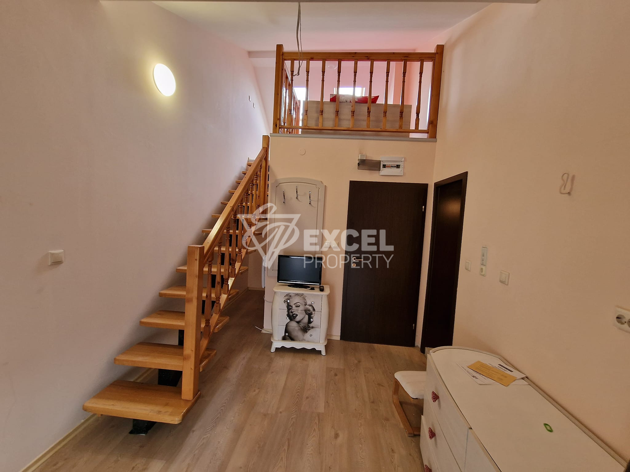 A maisonette apartment in a building with a low maintenance fee next to the Tane hotel, Bansko
