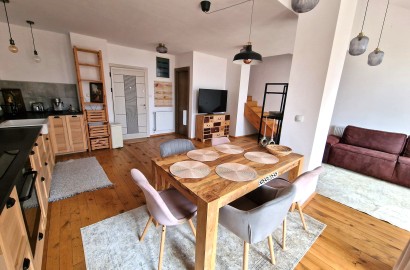 A unique apartment (maisonette) with a frontal view of the Pirin Mountains for sale in Bansko