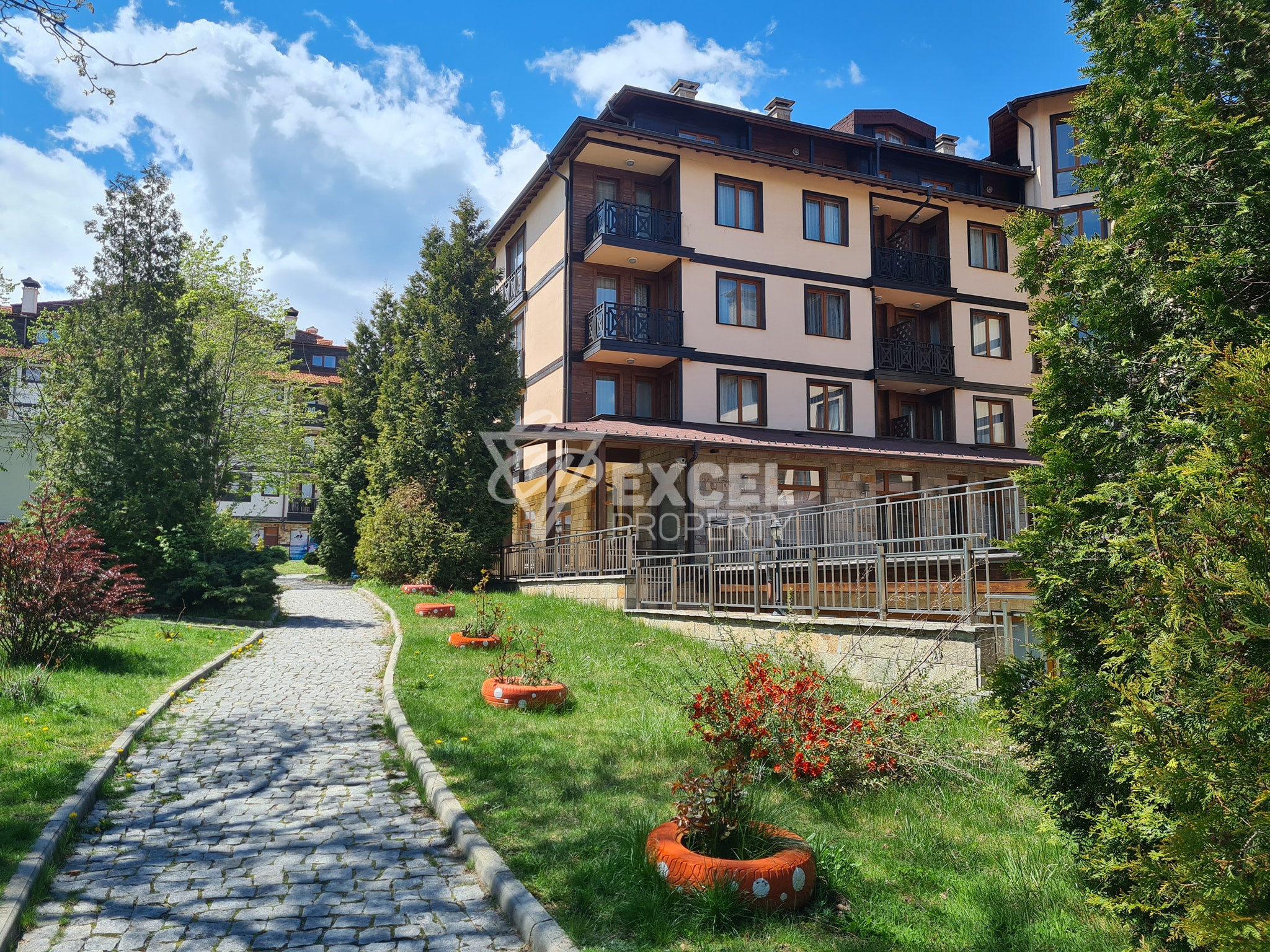 Furnished studio for sale, only 50 meters from the ski lift in Bansko