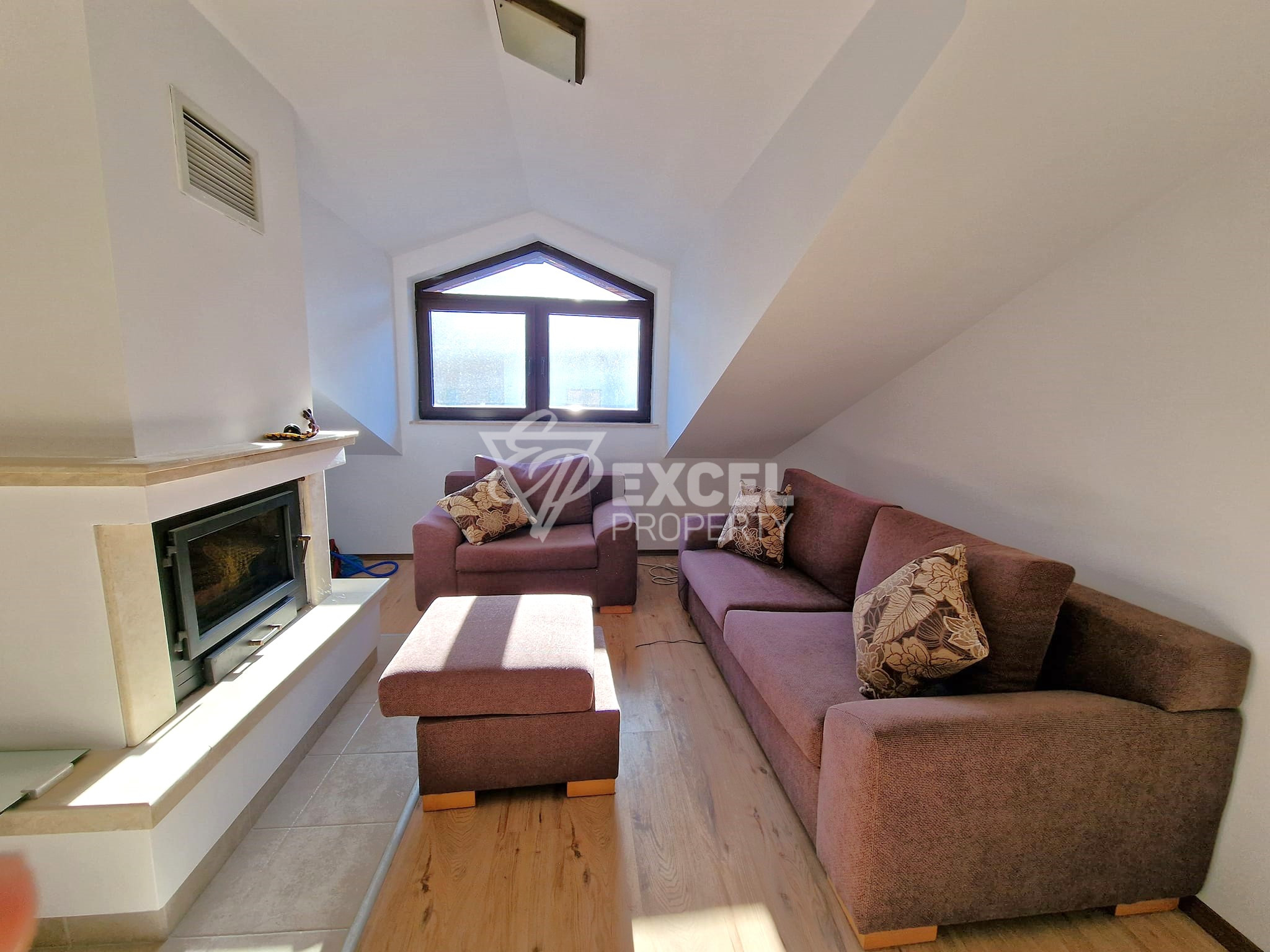 Bansko, next to the lift, one-bedroom apartment with a fireplace in a year-round complex