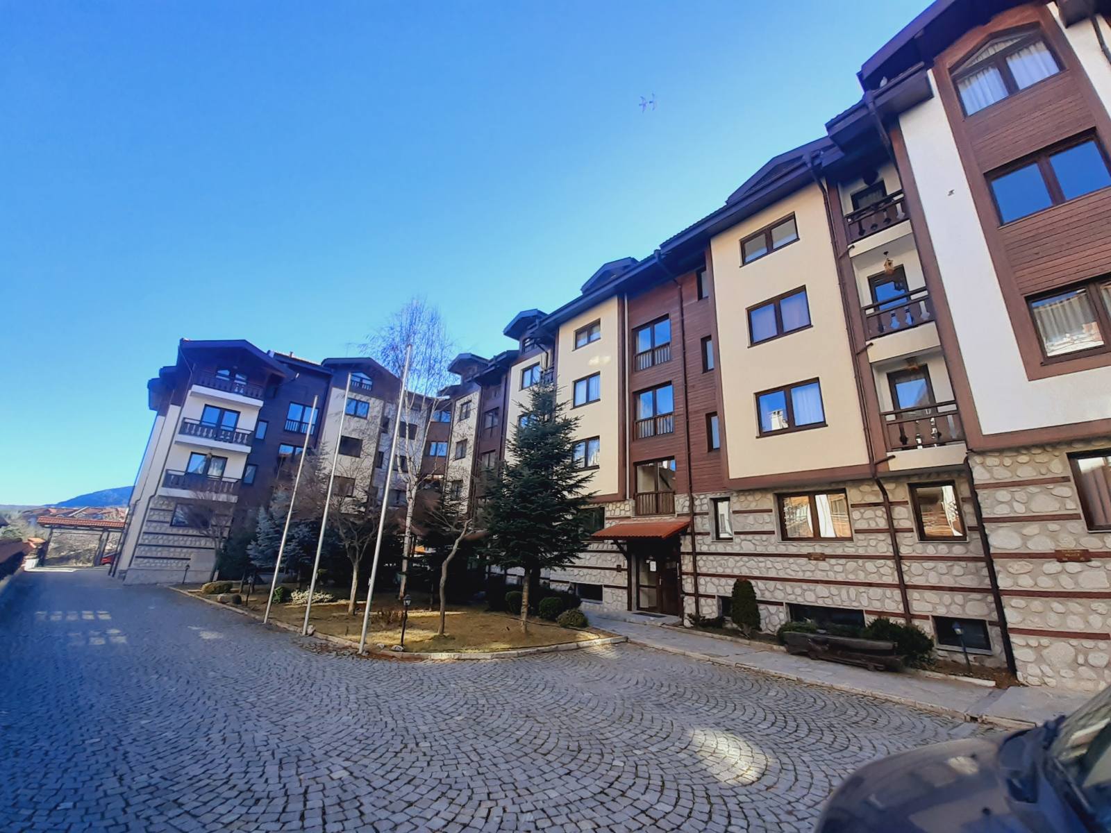 Furnished two bedroom apartment next to Kempinski Hotel for sale in Bansko