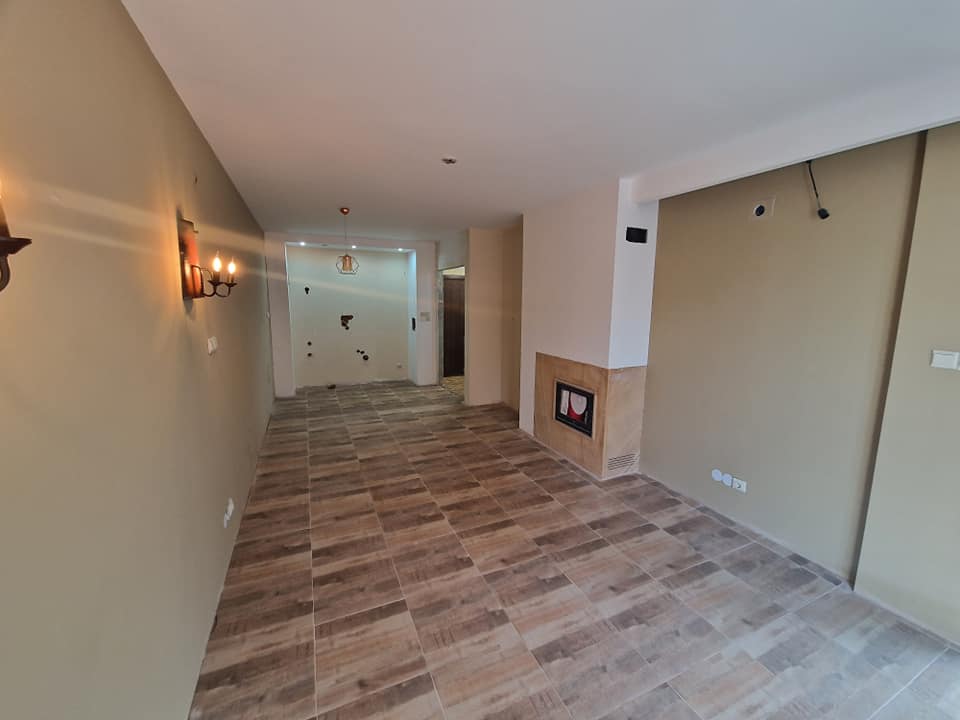 Bansko: Two bedroom apartment for sale in a residential building with a low maintenance fee