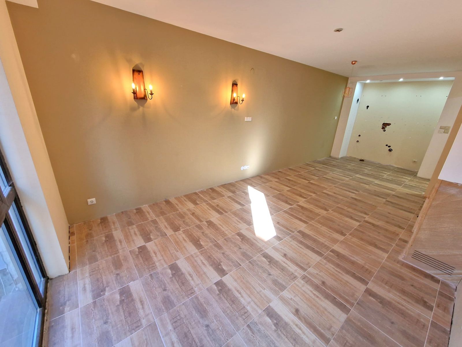 Bansko: Two bedroom apartment for sale in a residential building with a low maintenance fee