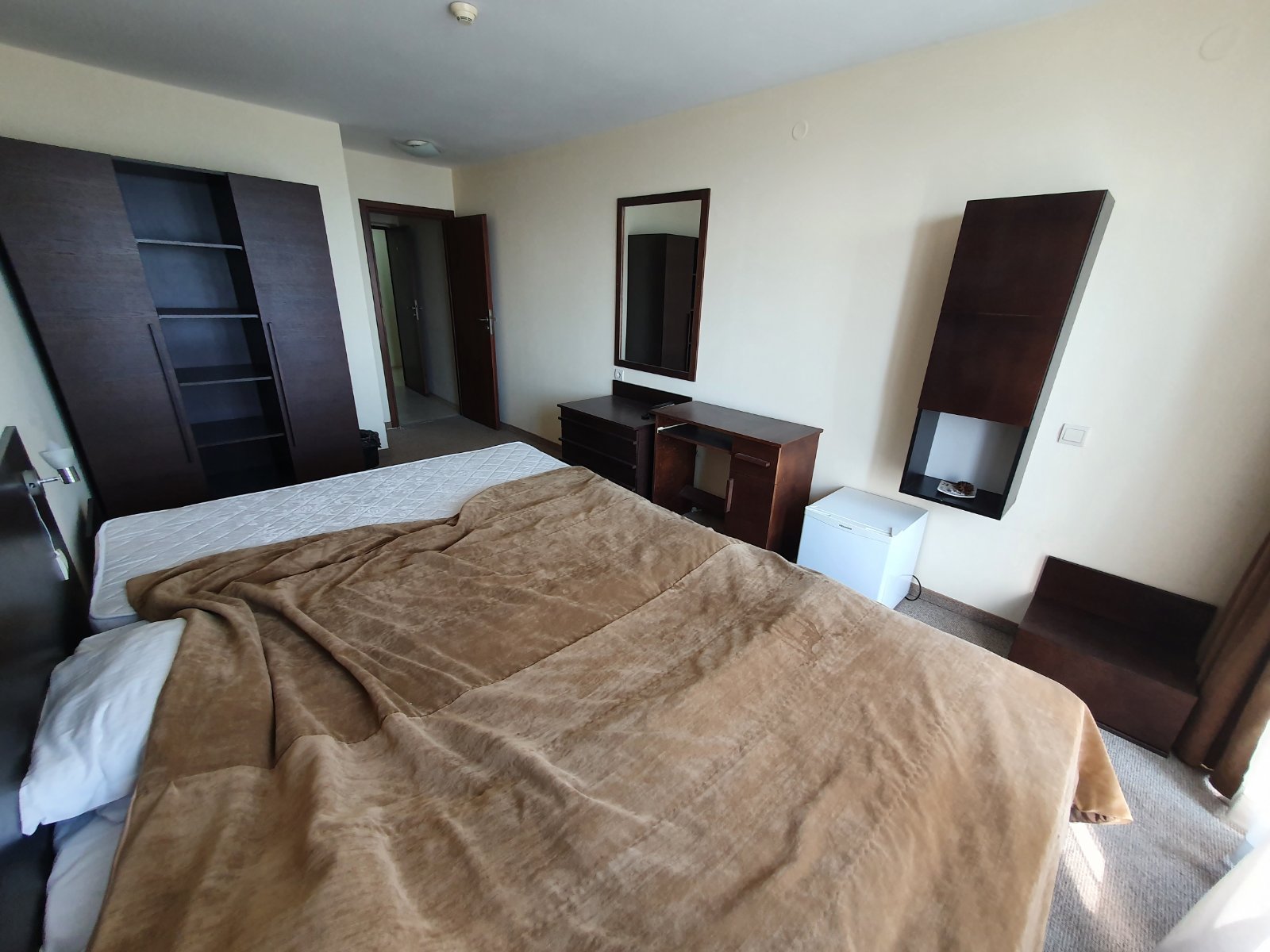Spacious one bedroom apartment with two bathrooms for sale in Bansko