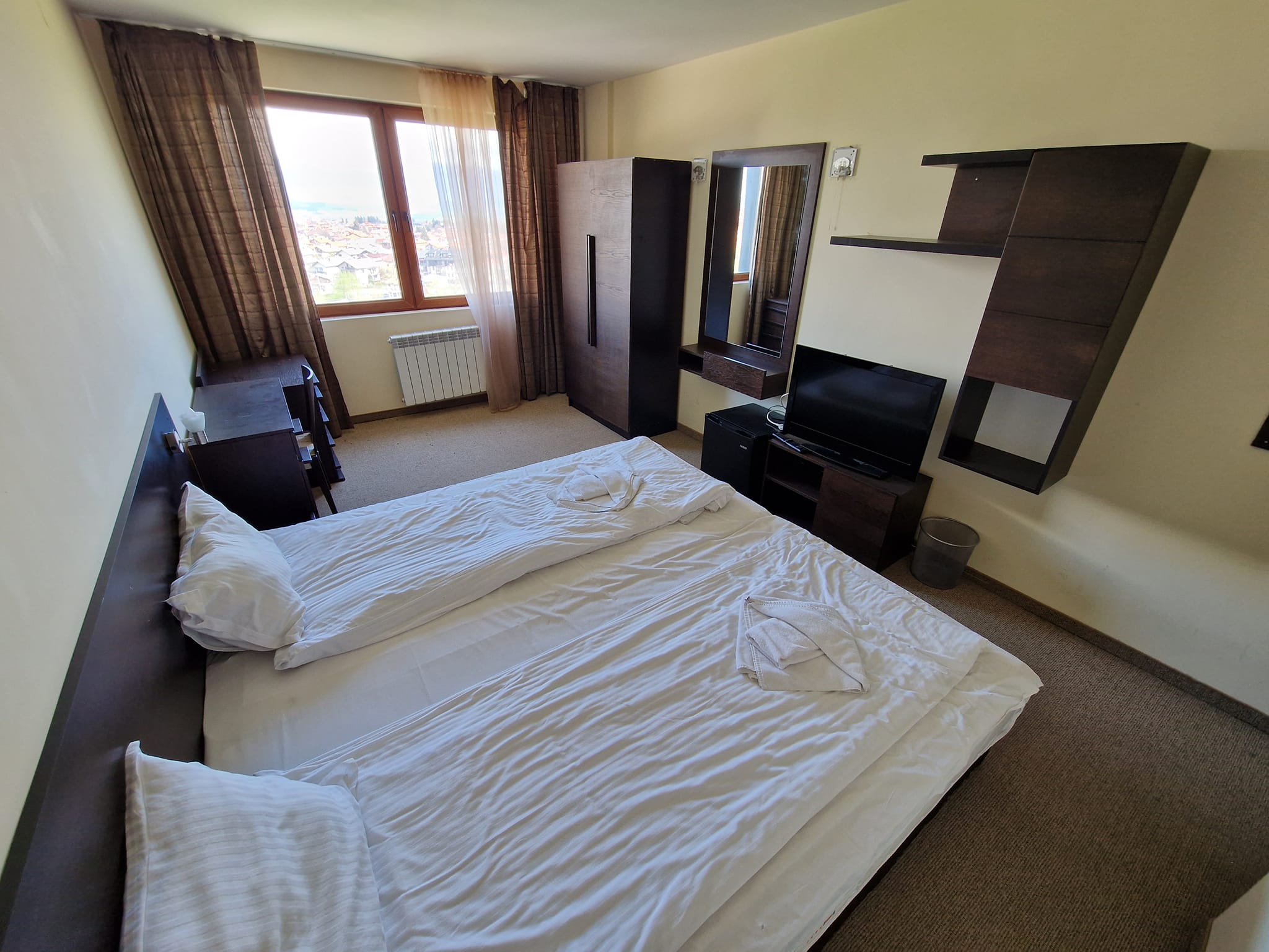 Bansko: Two bedroom apartment for sale with a panoramic view