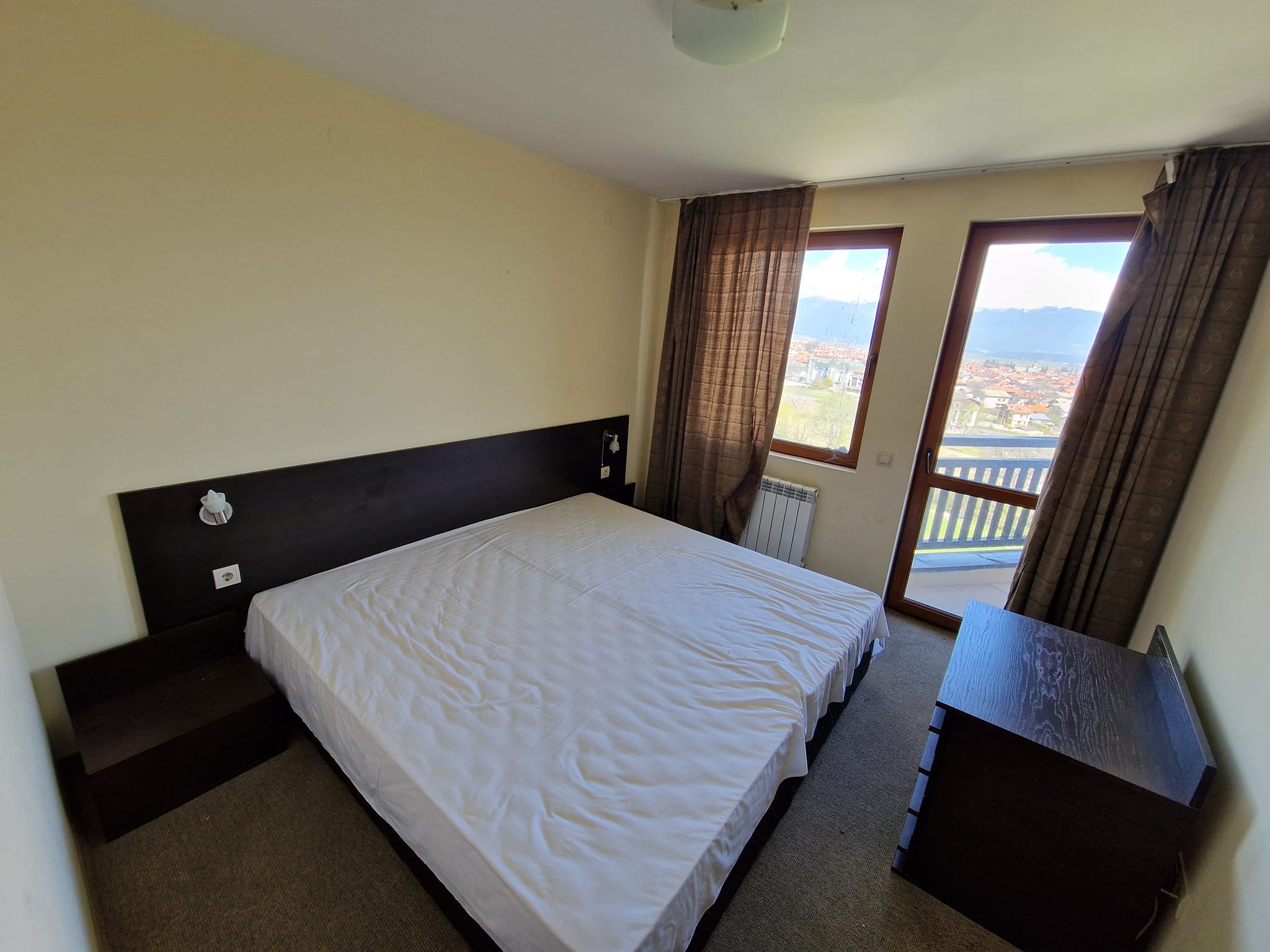 Bansko: Two bedroom apartment for sale with a panoramic view