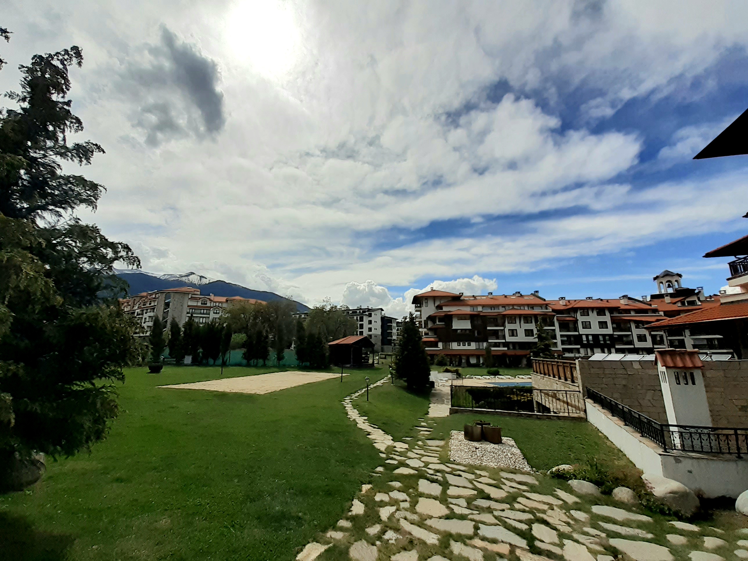 Bansko Royal Towers: Apartment for sale next to the Ski lift