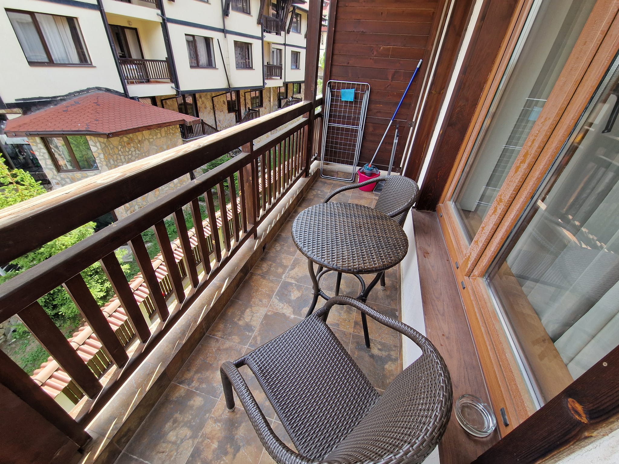 Large two-room apartment 100 m from the ski lift in Bansko - Perfect for investment and vacation!