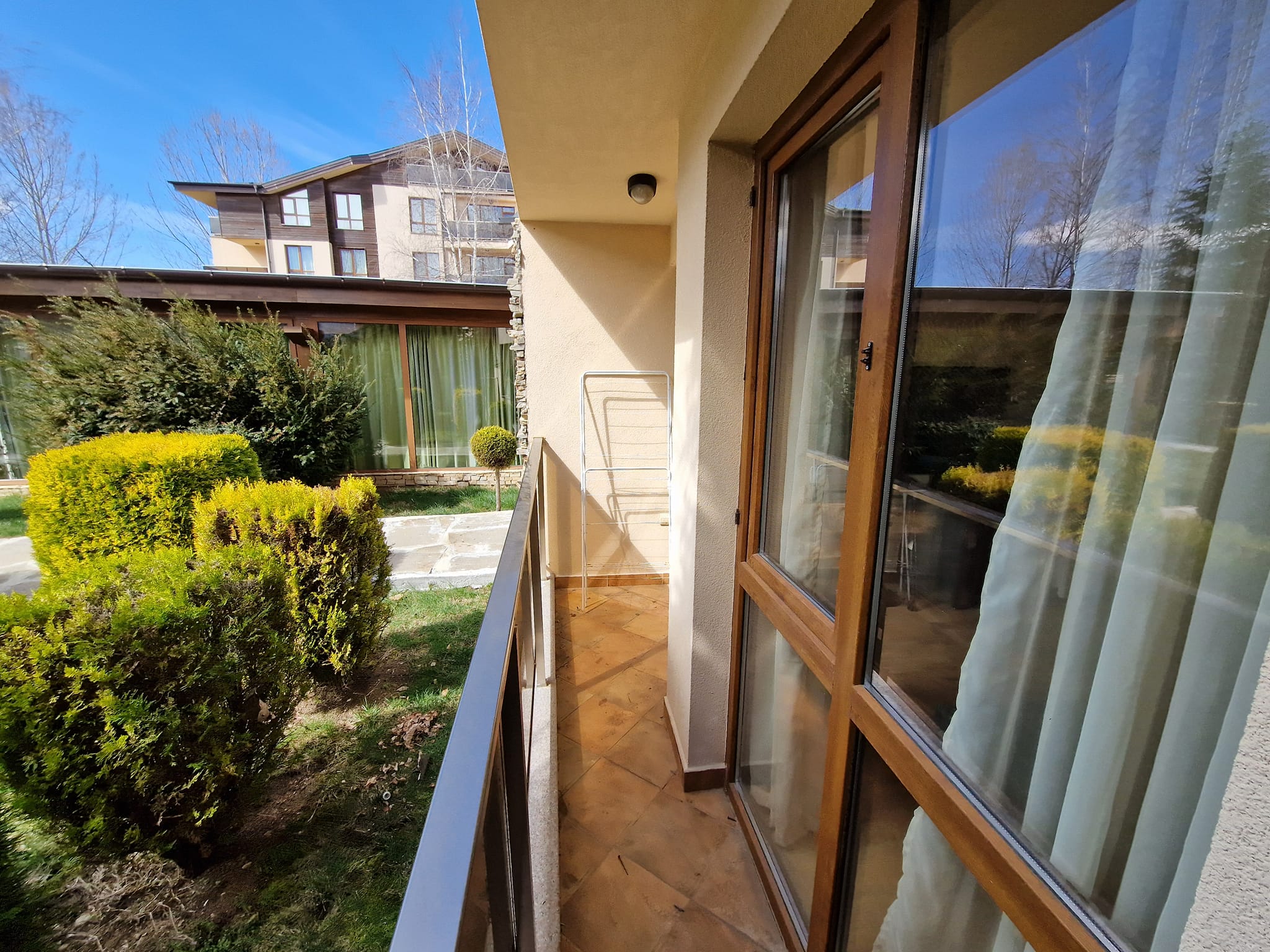 Furnished studio with a south-facing balcony and a beautiful view of the Pirin Mountains