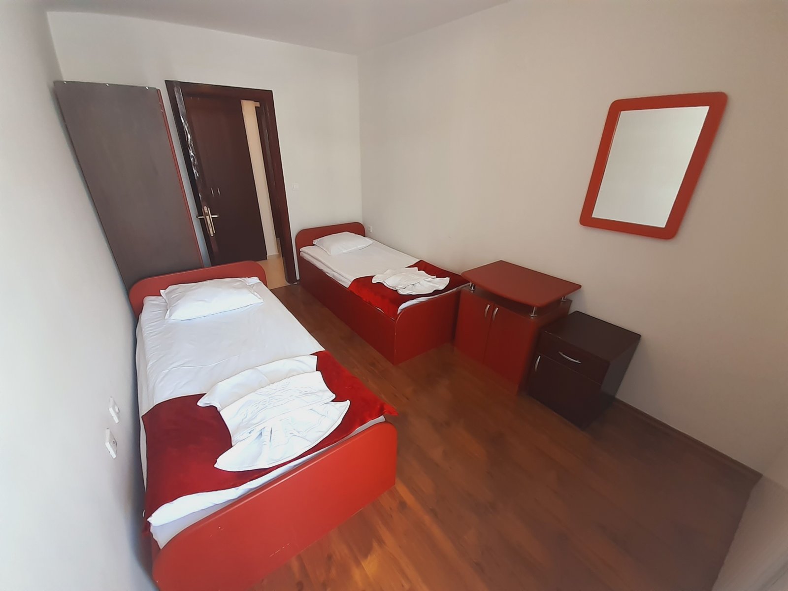 Bansko: Two-bedroom apartment in a gated complex Elegant LUX with pool