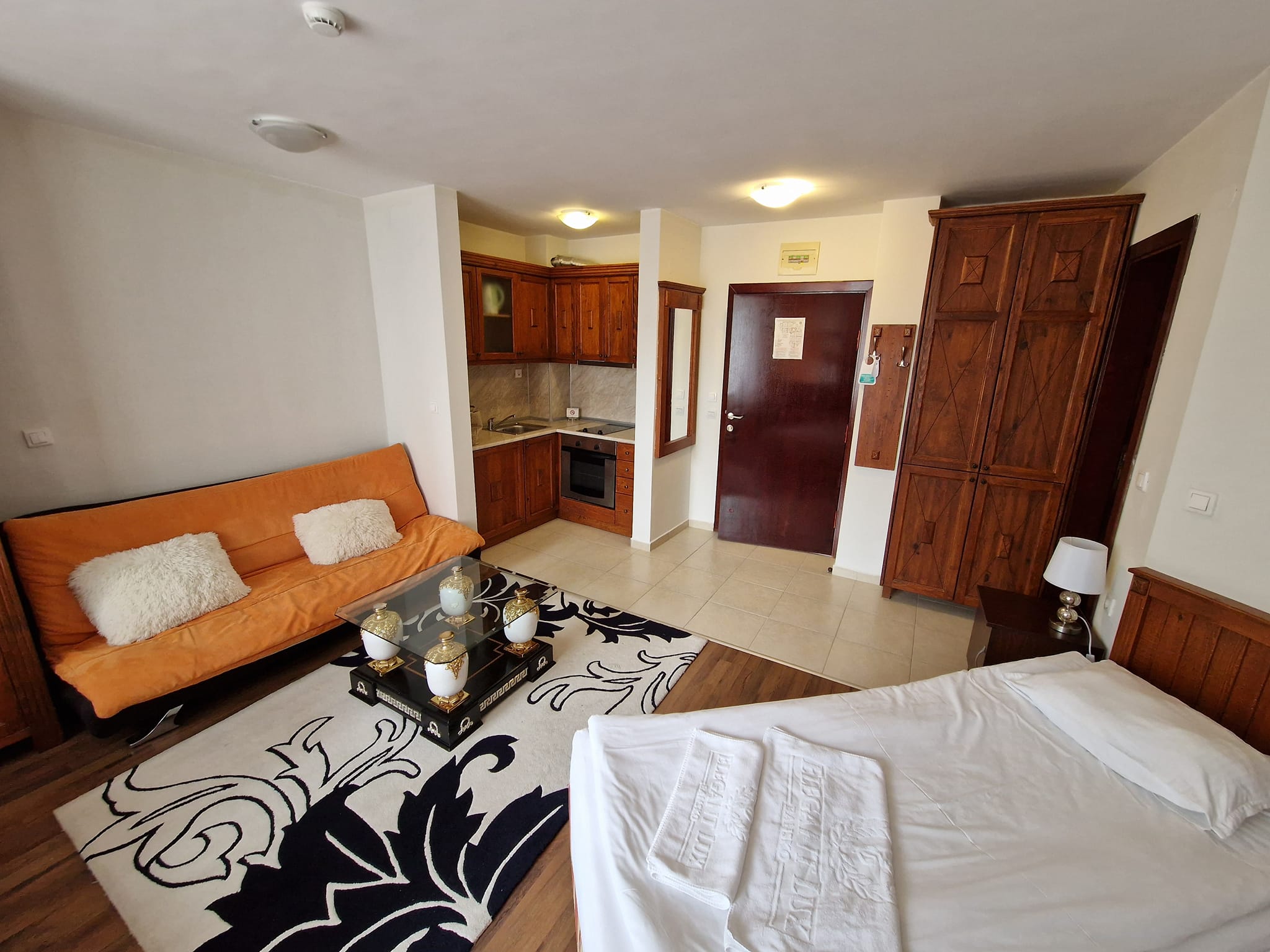 Furnished studio for sale in Elegant LUX complex, Bansko
