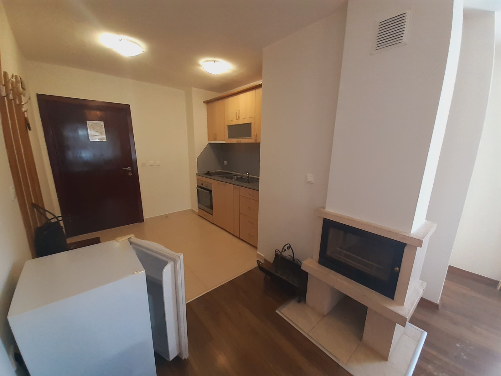 Bansko: Warm one-bedroom apartment in a gated complex with pool