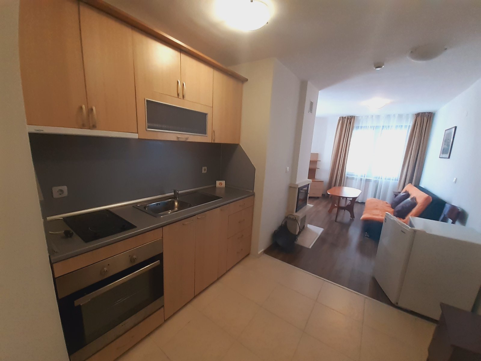 Bansko: Warm one-bedroom apartment in a gated complex with pool