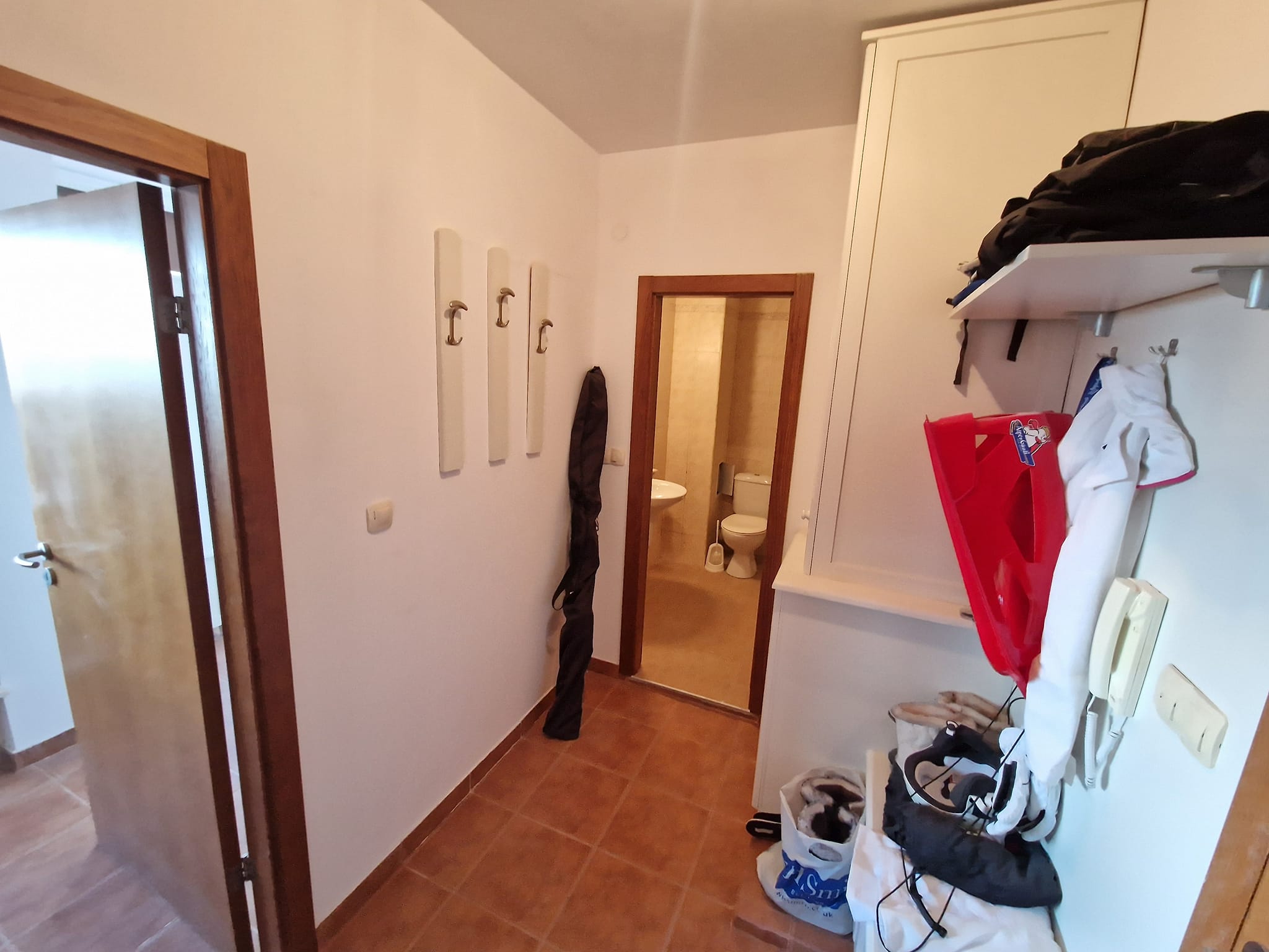 Eastern studio with fireplace and low maintenance fee for sale in Bansko