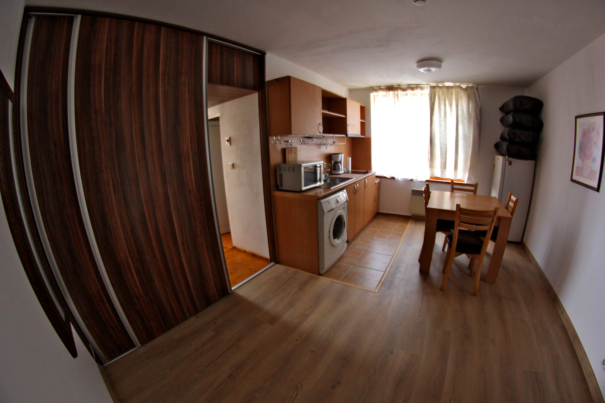 Spacious furnished studio with fireplace for sale in Bansko