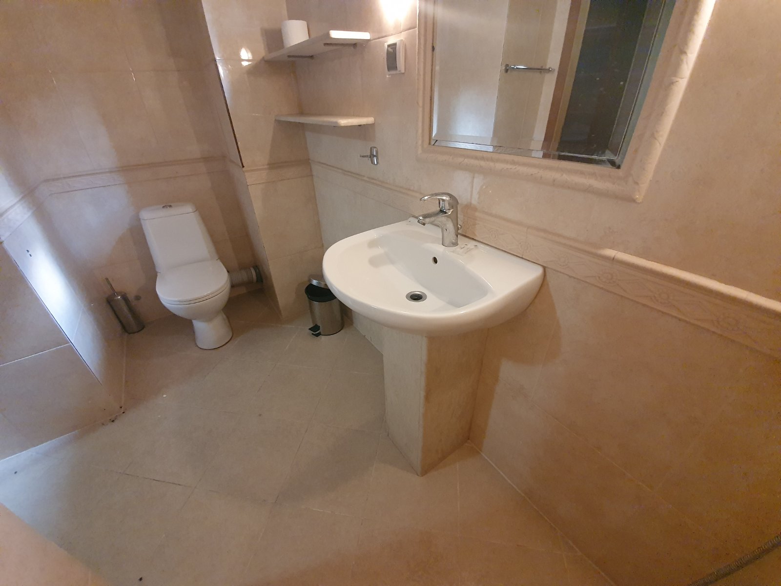 Bansko, Hotel Friends: furnished studio for sale, bargain price
