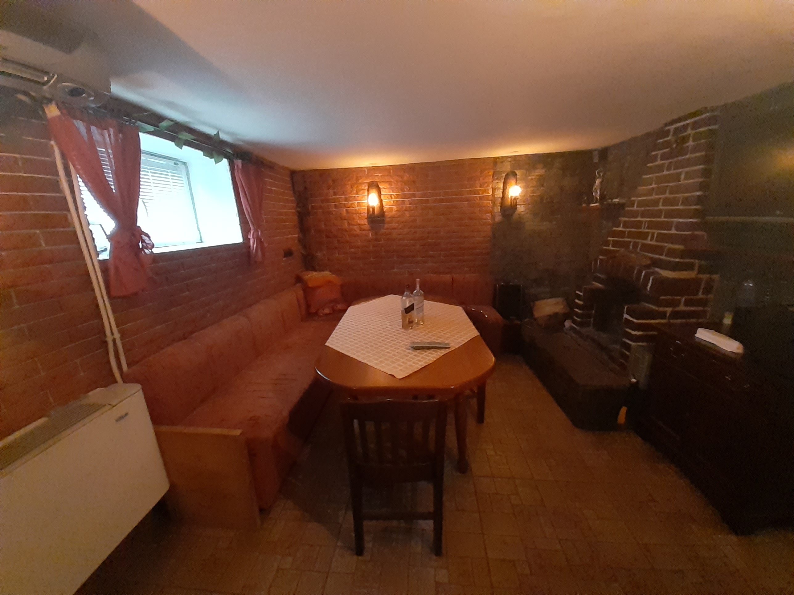 For sale in Bansko: Gasified massive three-story house with commercial premises