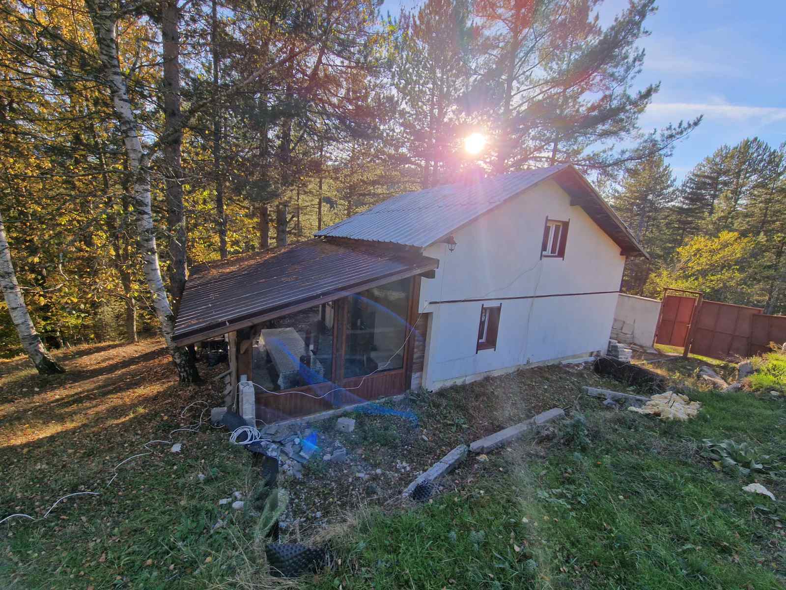 Fully furnished villa for sale in the area of Katarino near the town of Razlog