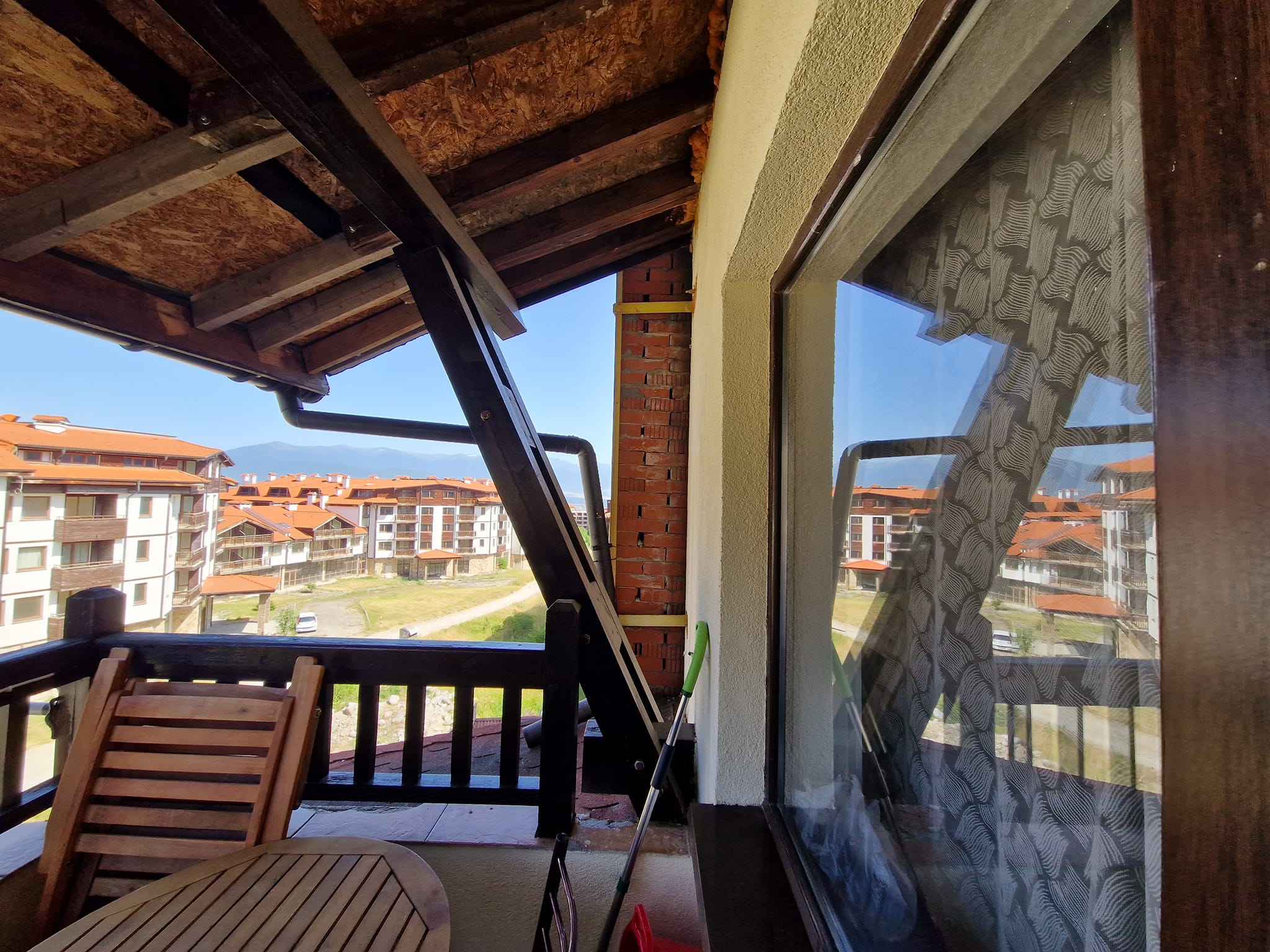 Energy-efficient apartment for sale with a view of the Pirin Mountains