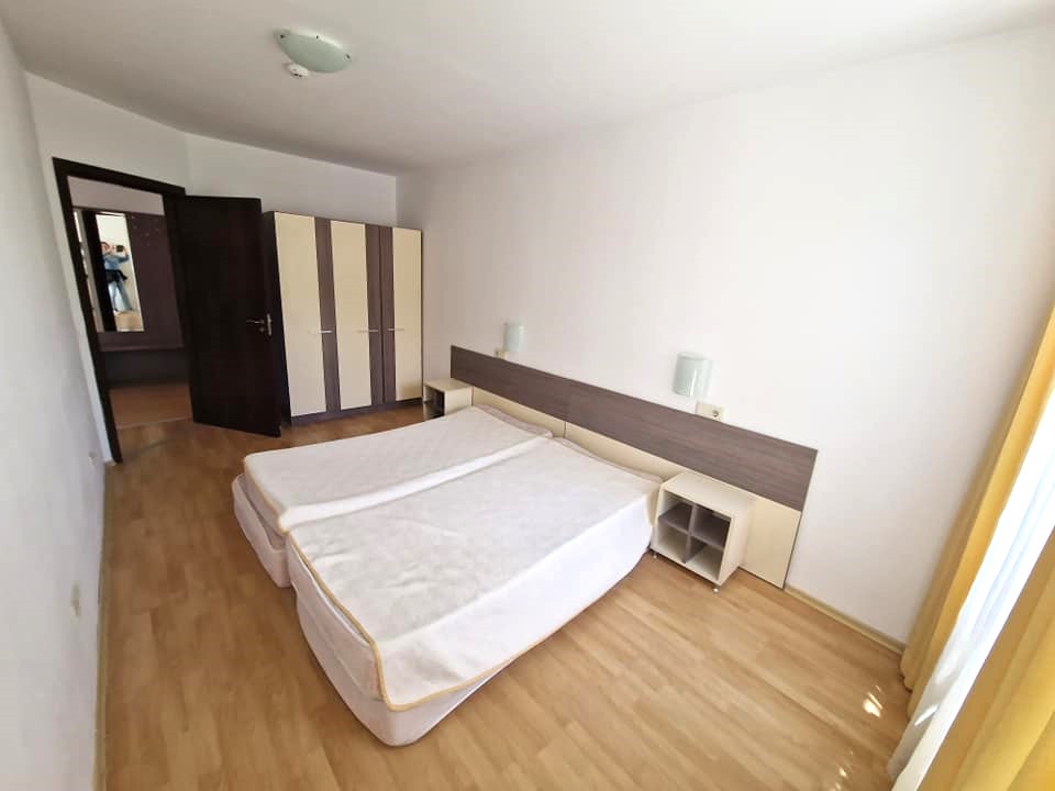Bansko: Furnished one bedroom apartment with a south-facing terrace near the ski lift
