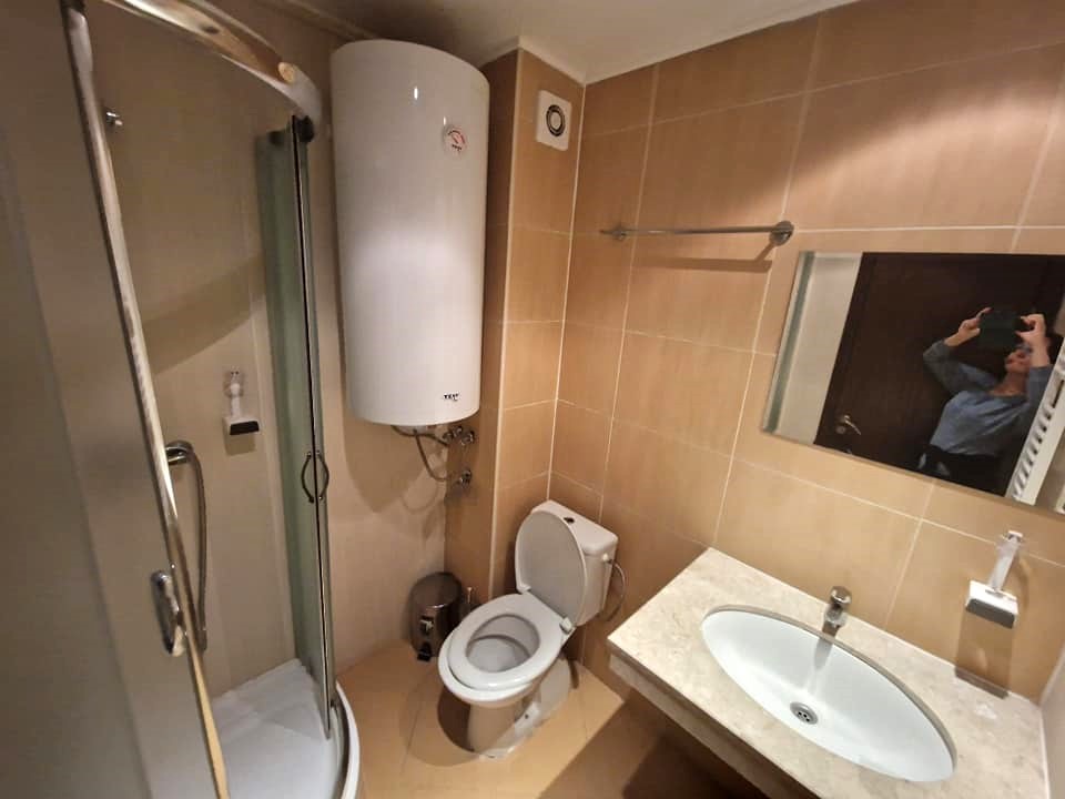 Bansko: Furnished one bedroom apartment with a south-facing terrace near the ski lift