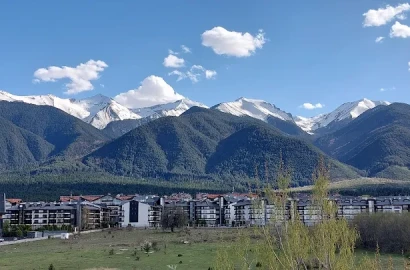 Two bedroom south-facing apartment for sale in Murite complex, next to Pirin Golf