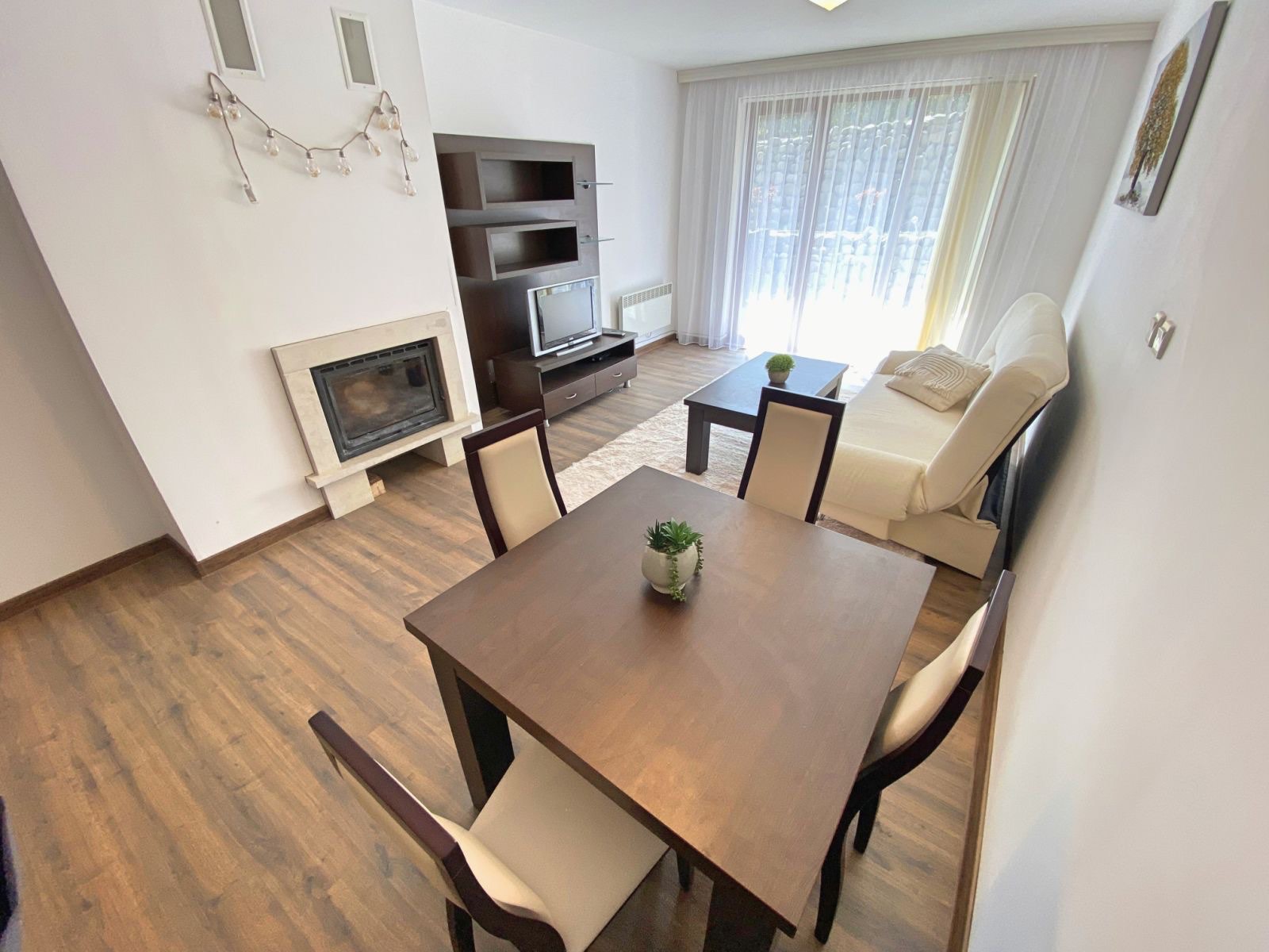 Bansko: Affordable one bedroom apartment for sale next to the White Lavina hotel