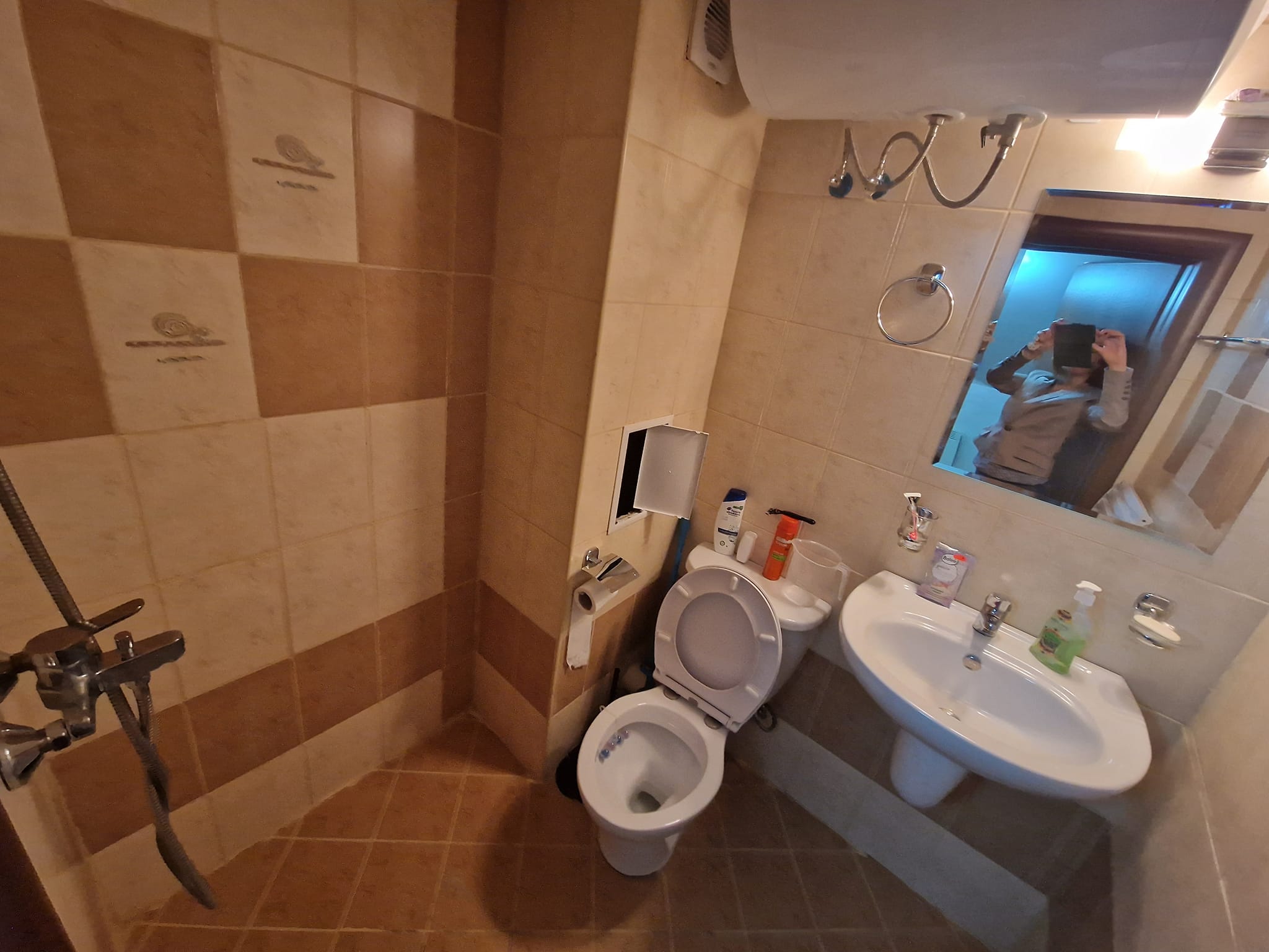 Small modern furnished one bedroom apartment for sale at a bargain price