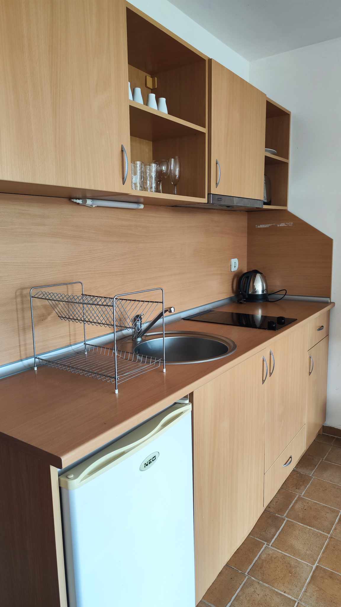 Spacious furnished studio with south terrace for sale in Bansko