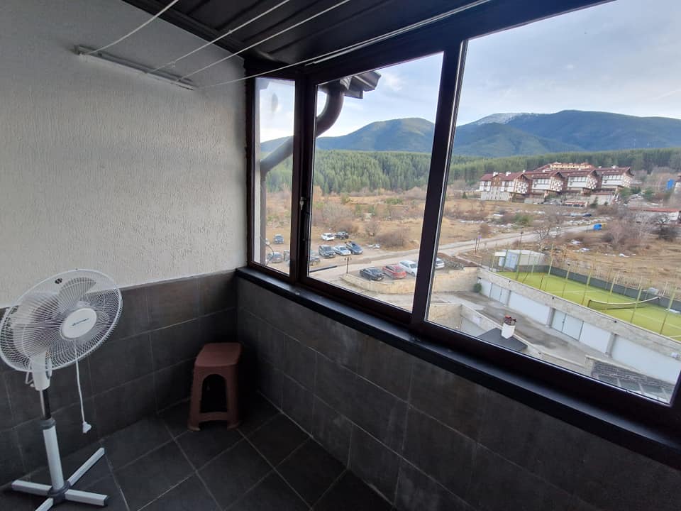 Spacious studio with terrace for sale in Royal Bansko aparthotel