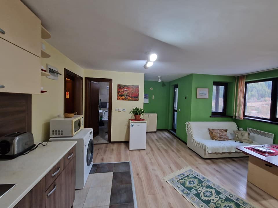 Spacious studio with terrace for sale in Royal Bansko aparthotel