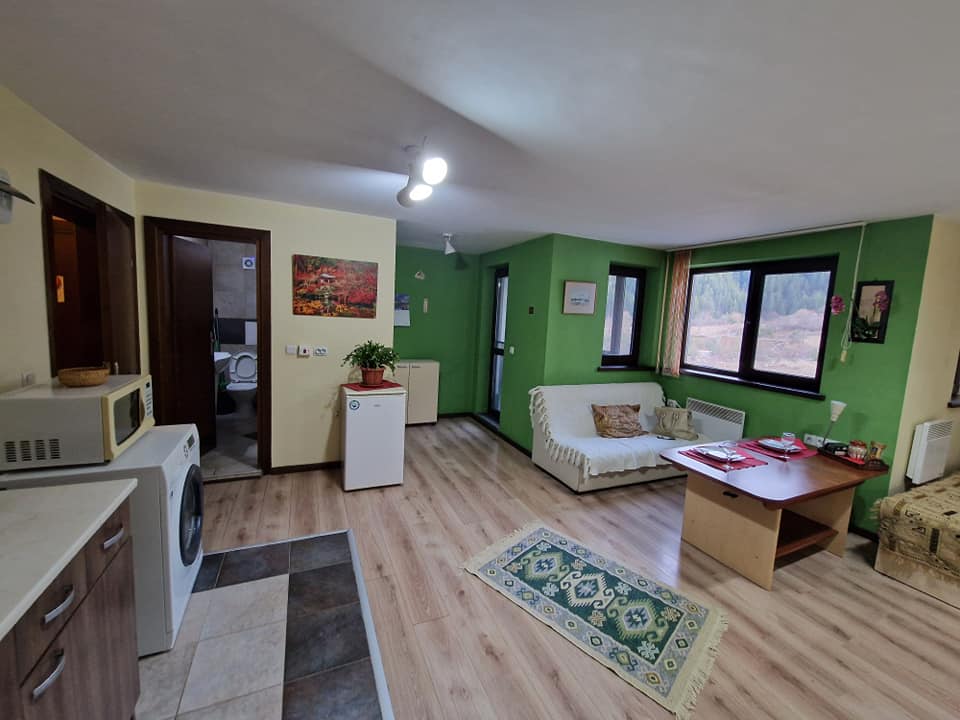 Spacious studio with terrace for sale in Royal Bansko aparthotel