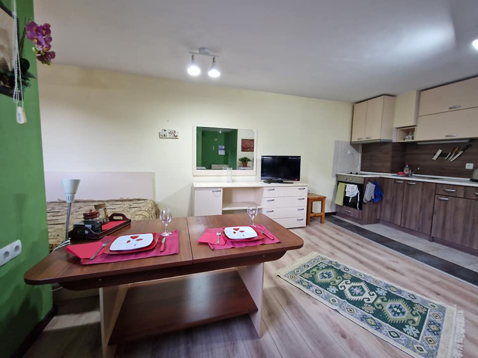 Spacious studio with terrace for sale in Royal Bansko aparthotel