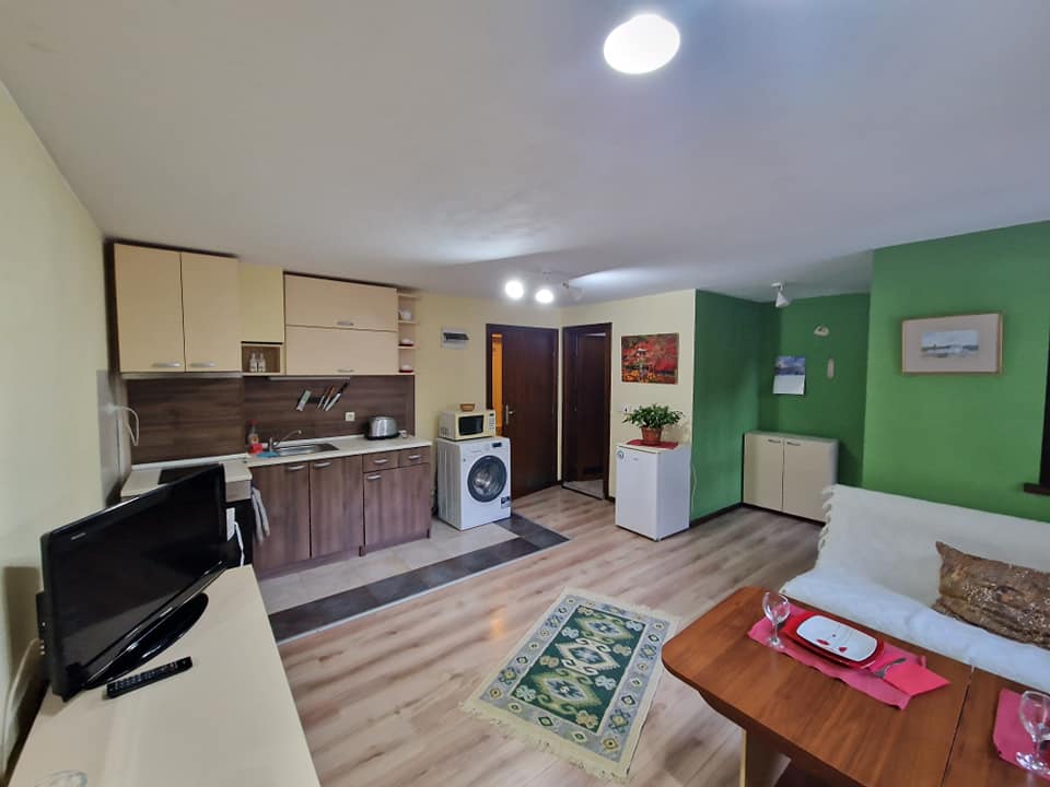 Spacious studio with terrace for sale in Royal Bansko aparthotel