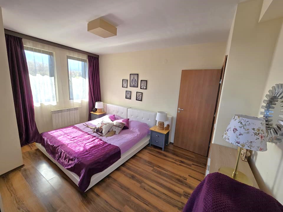 Luxury three-room apartment with two terraces and east-south exposure in a year-round complex