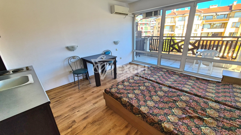 Spacious studio 200m from the beach in Saint Vlas