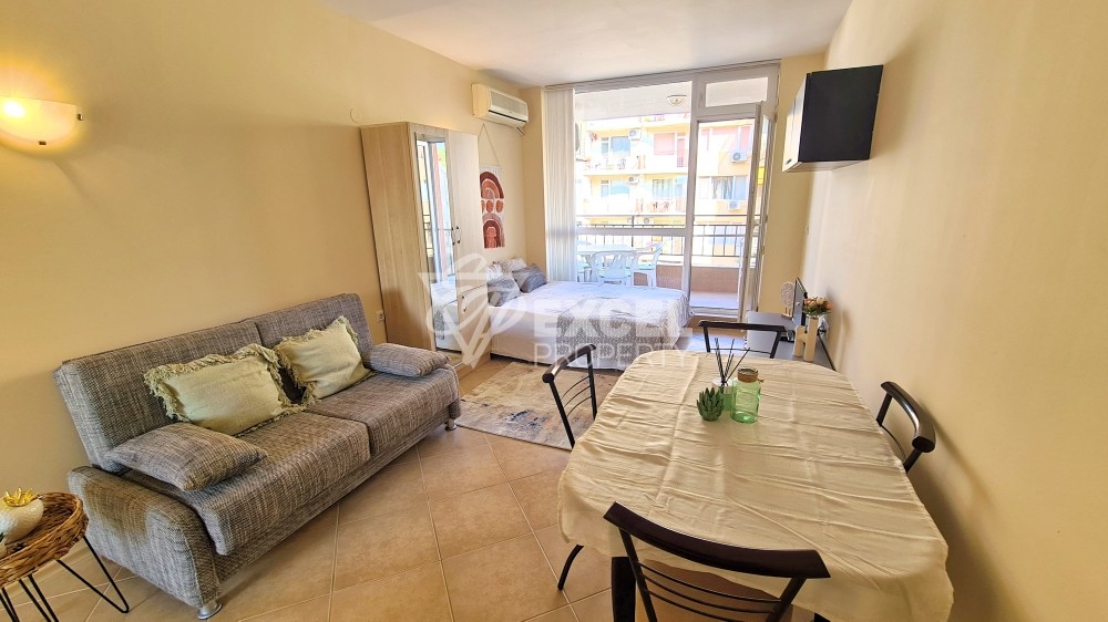 Beautifully furnished studio in the center of Sunny Beach