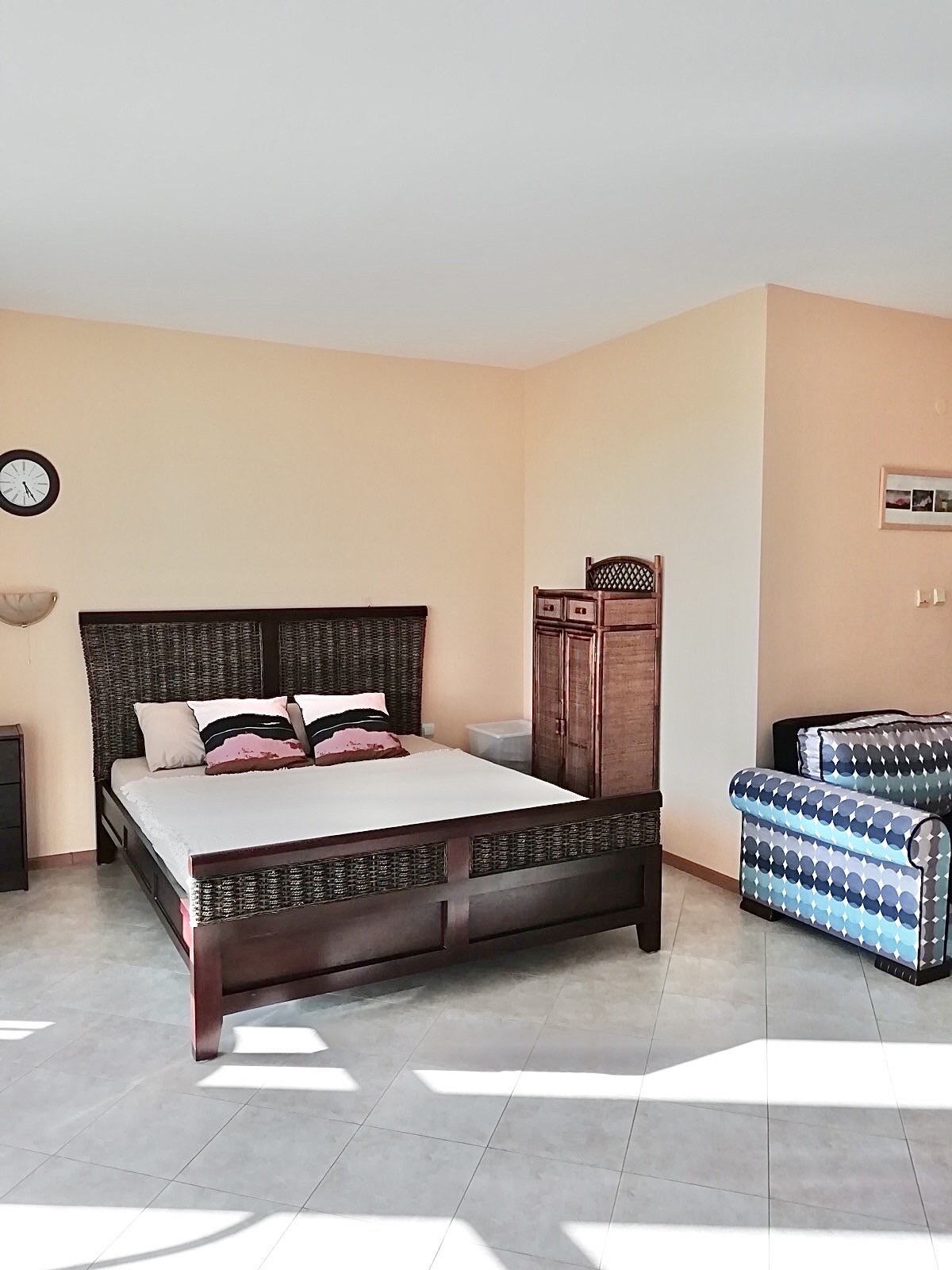 Large, furnished studio in Sunny Beach with low maintenance fee