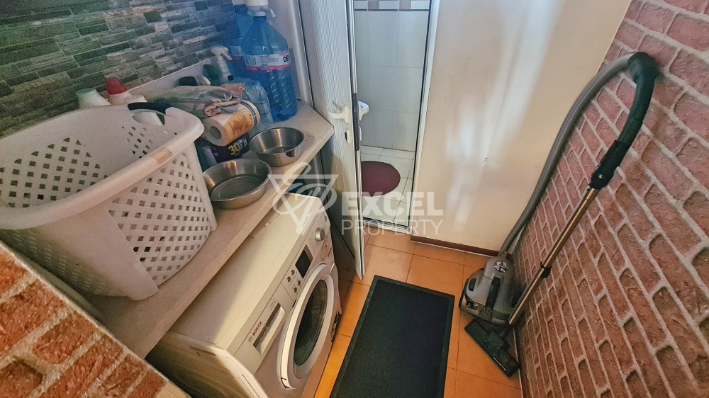 Detached fully furnished house with yard and barbecue