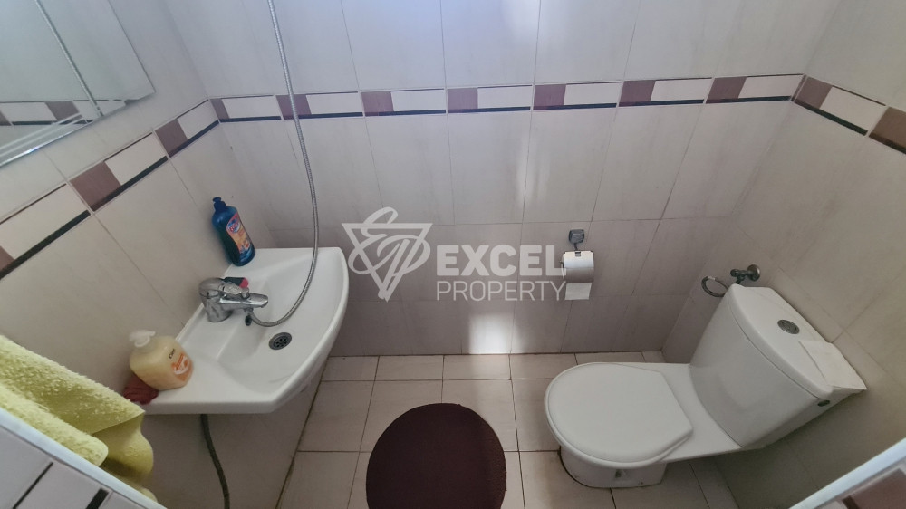 Detached fully furnished house with yard and barbecue