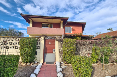 Detached fully furnished house with yard and barbecue